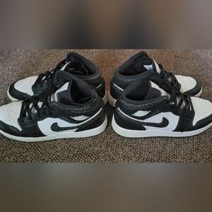 Nike air Jordan mids 2 pair youth size 5 & size 6